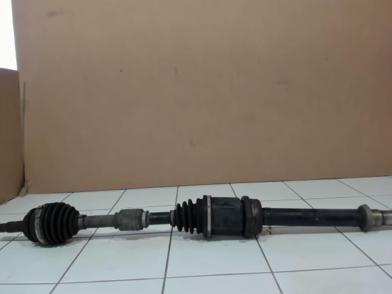 Giunto cardanico albero di trasmissione sinistro TOYOTA AVENSIS 2 PHASE 2 BREAK Diésel - 1