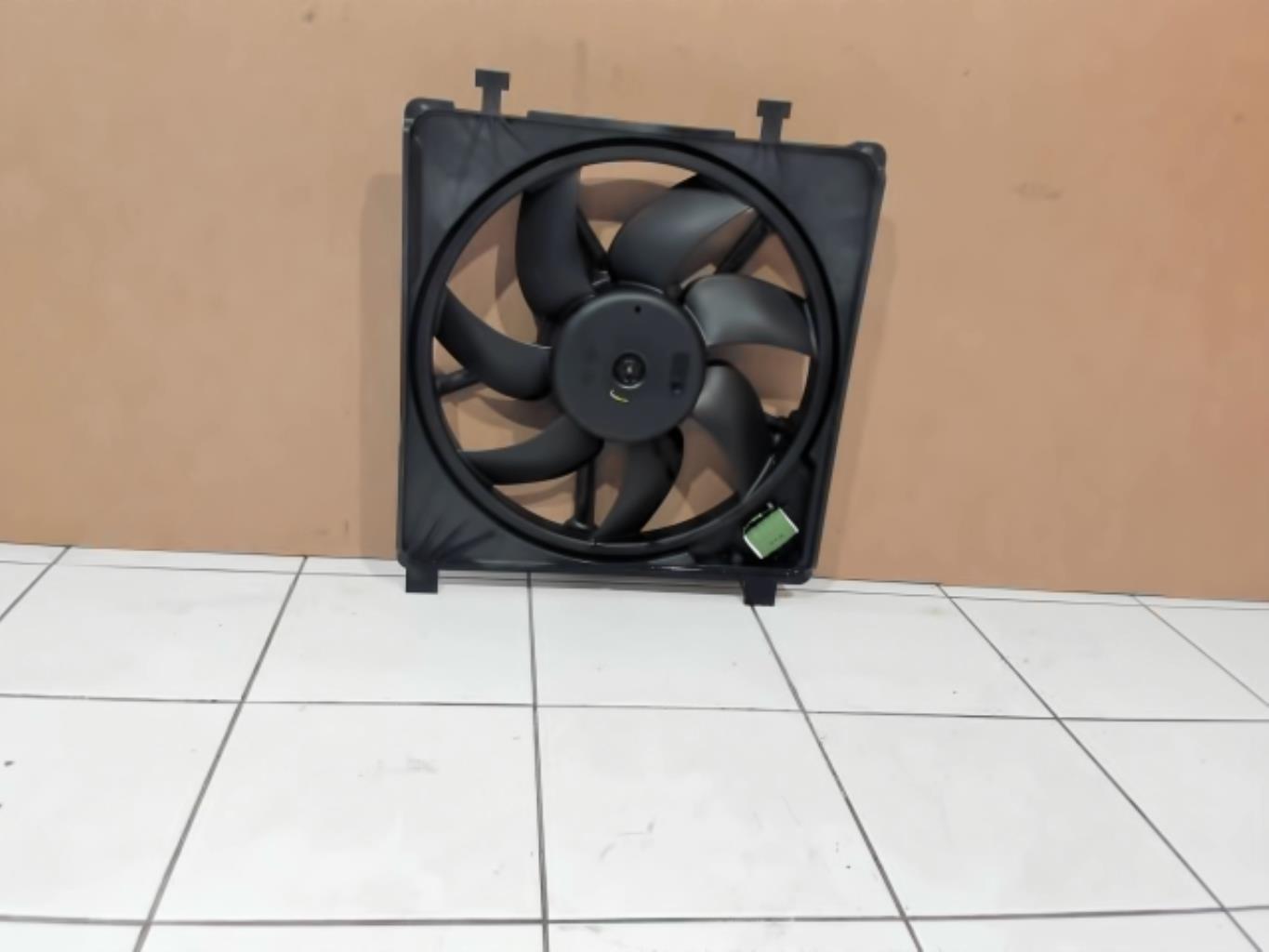 Motoventilatore radiatore VOLKSWAGEN UP PHASE 1 Gasolina - 1