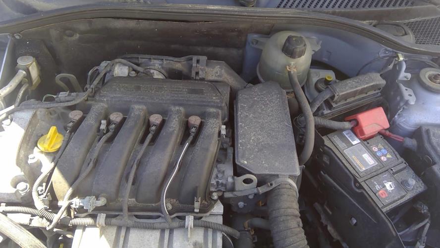 Image Malle/Hayon arriere - RENAULT CLIO 2