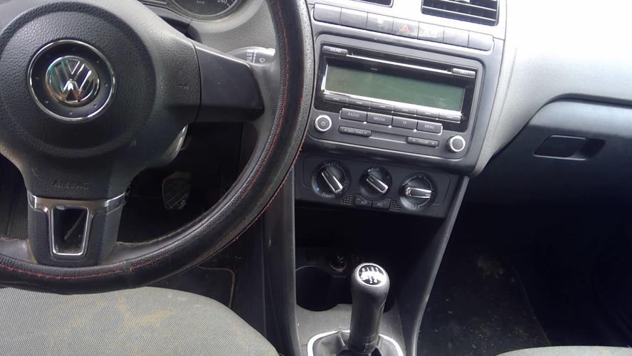 Image Autoradio d'origine - VOLKSWAGEN POLO 5