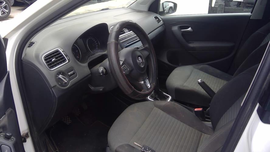 Image Autoradio d'origine - VOLKSWAGEN POLO 5