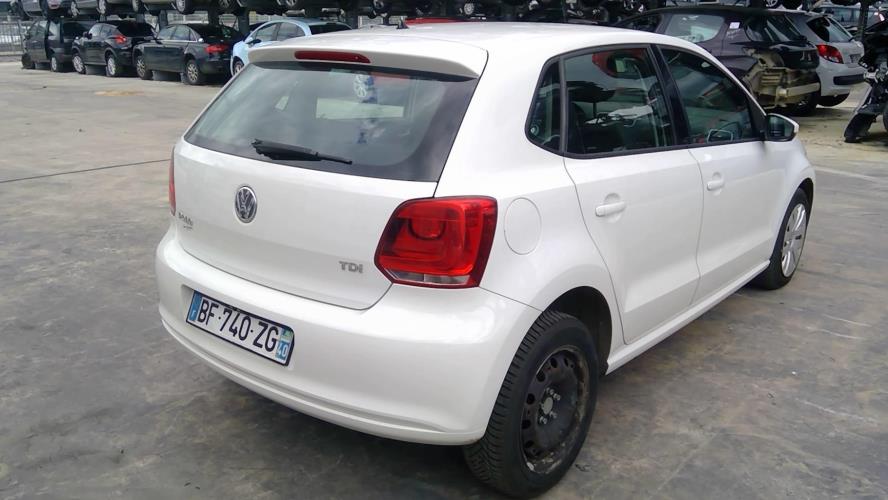Image Autoradio d'origine - VOLKSWAGEN POLO 5
