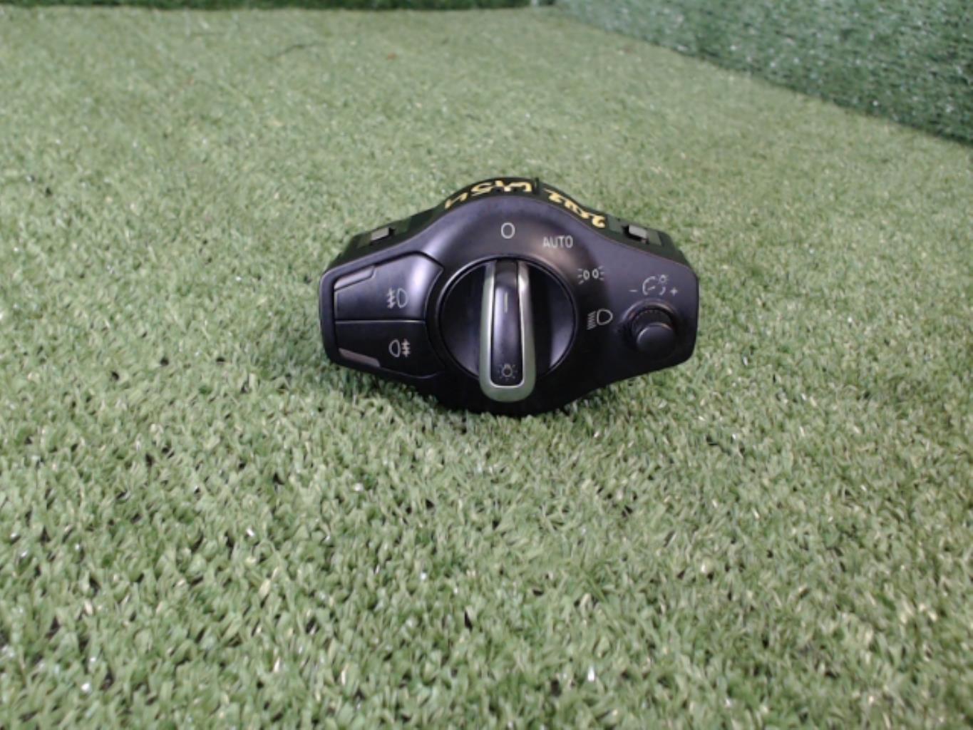 Commande de phare AUDI A4 3 PHASE 2 Diesel - 1