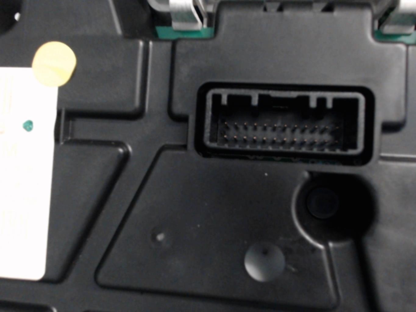 Compteur RENAULT CLIO 4 PHASE 1 BREAK Diesel - 1