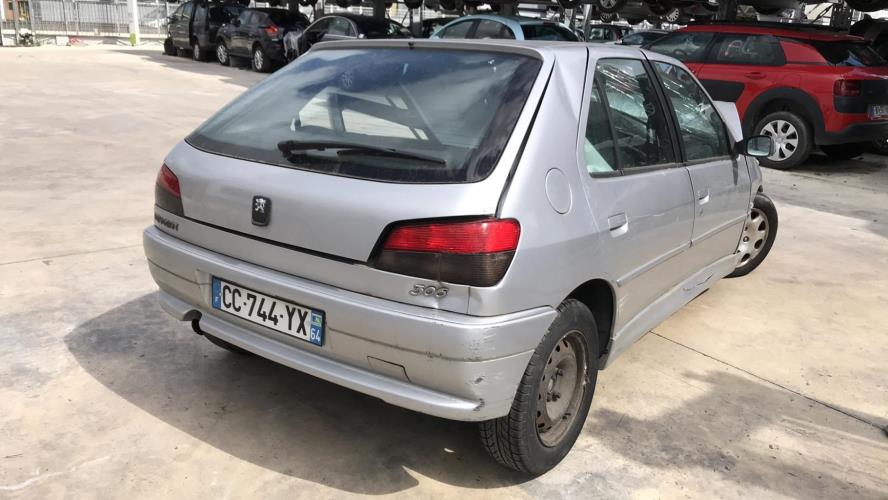 Image Plage arriere - PEUGEOT 306