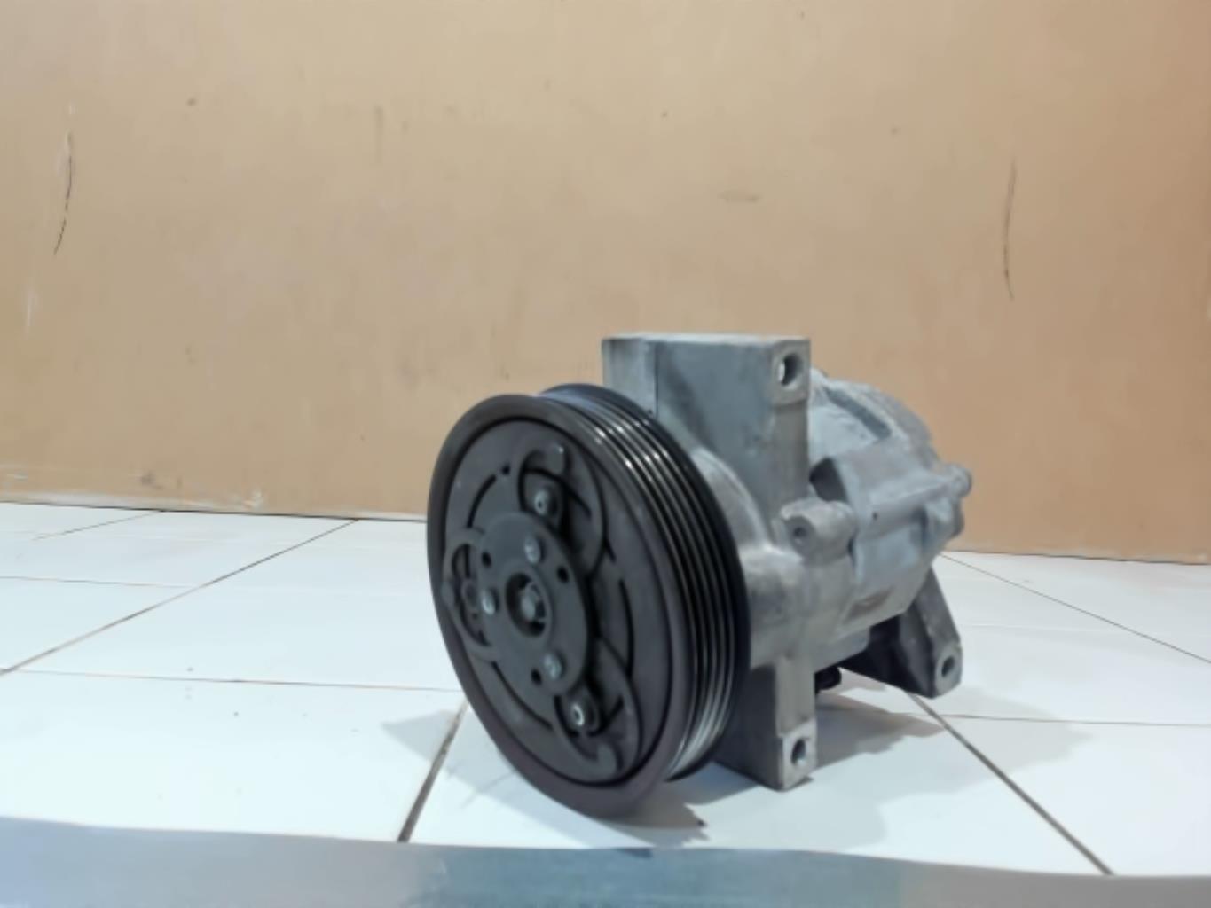 Compresseur clim DACIA SANDERO 1 Diesel - 1