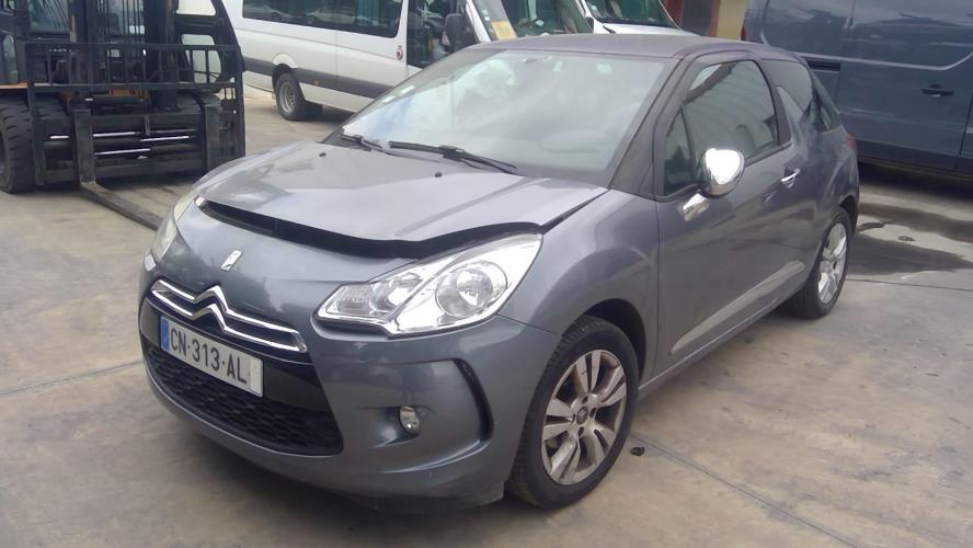 Image Feu arriere principal droit (feux) - CITROEN DS3