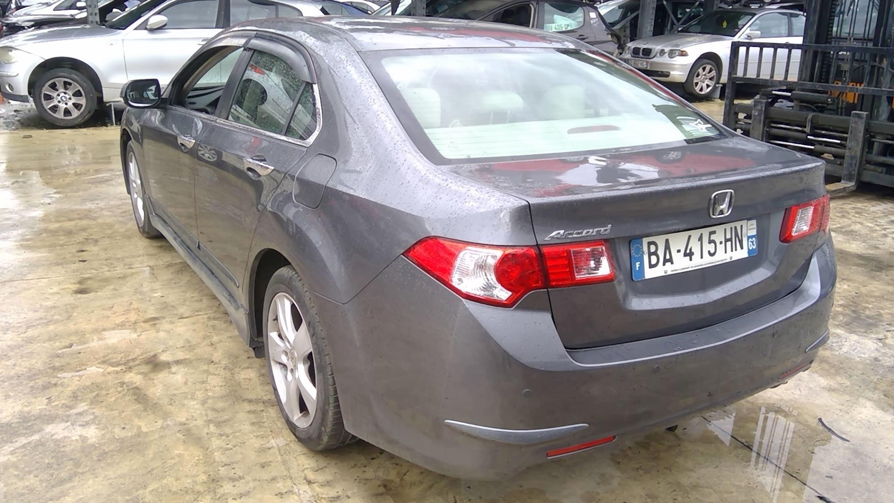 Image HONDA ACCORD 8
