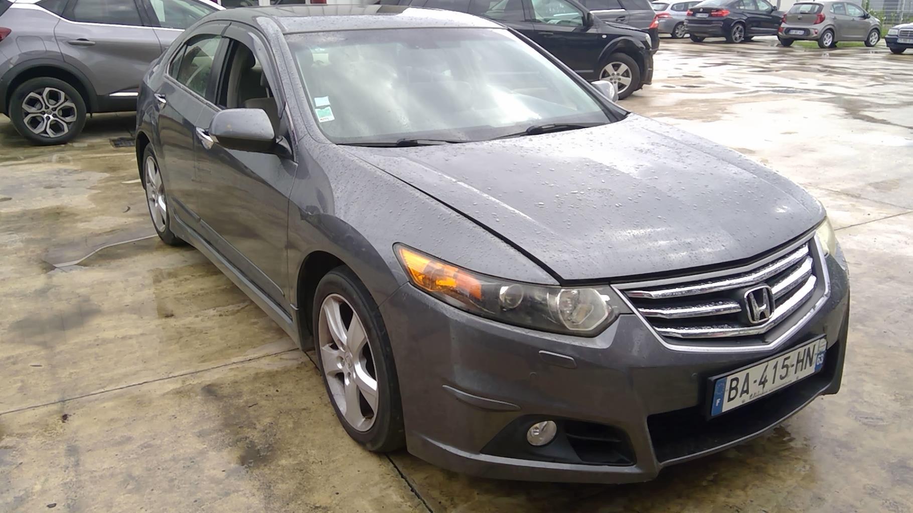 Image HONDA ACCORD 8