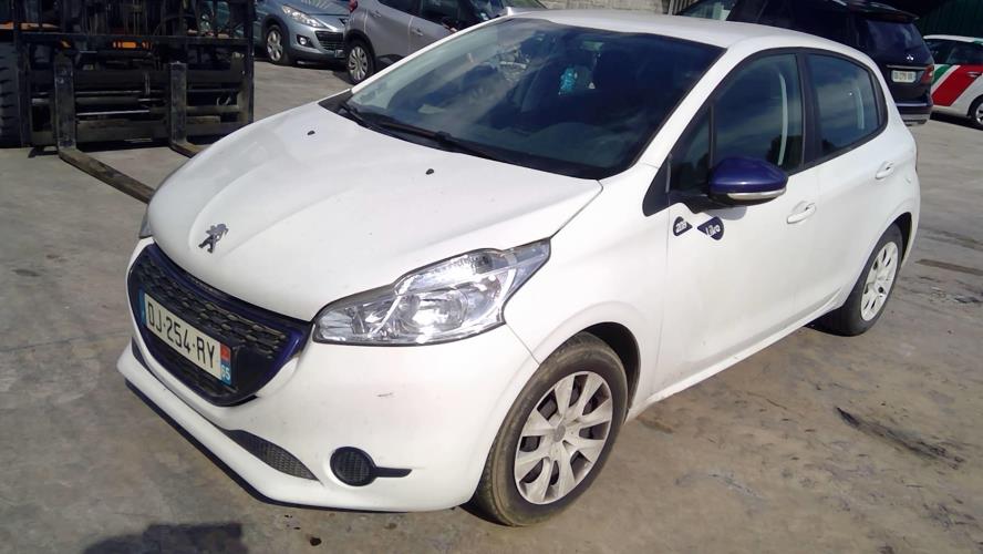 Image Feu arriere principal droit (feux) - PEUGEOT 208 1