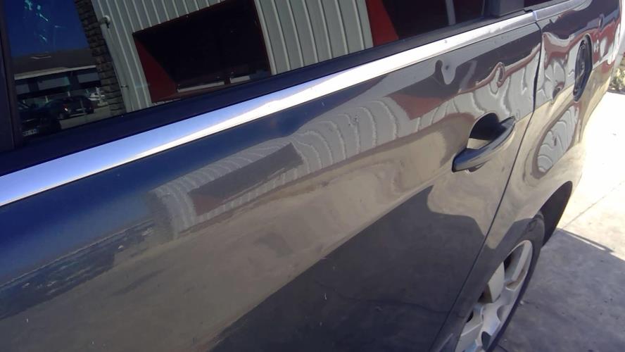 Image Verin de coffre - PEUGEOT 5008 1