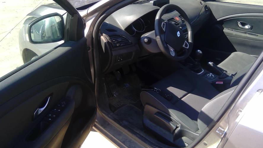 Image Autoradio d'origine - RENAULT MEGANE 3