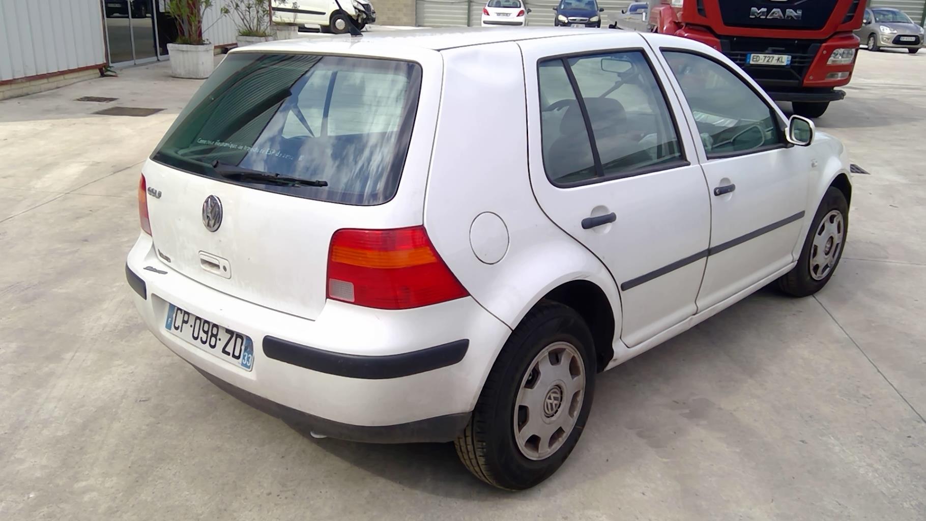 Image VOLKSWAGEN GOLF 4
