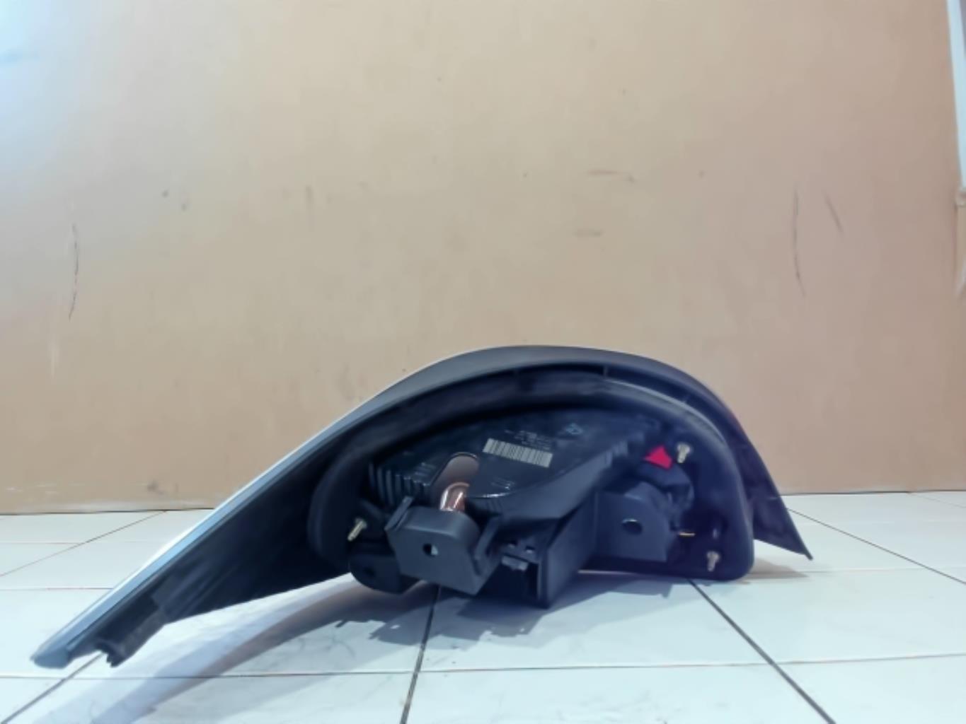 Fanale posteriore principale destro (luci) BMW SERIE 5 E60 PHASE 1 Gasolina - 1