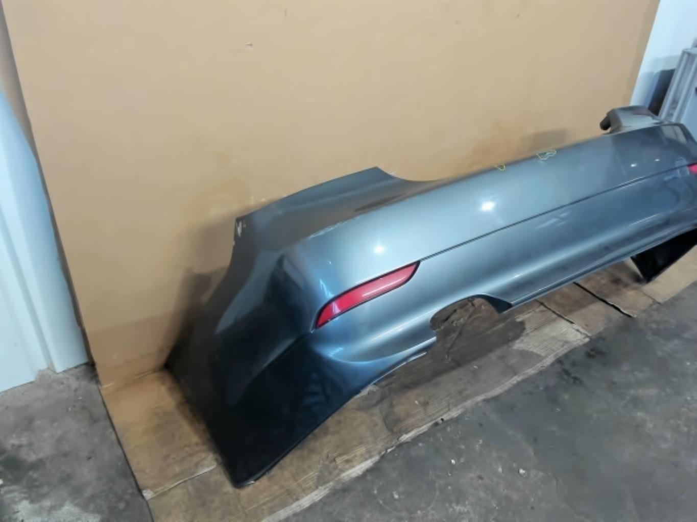 Parachoques trasero BMW SERIE 5 E60 PHASE 1 Gasolina - 1