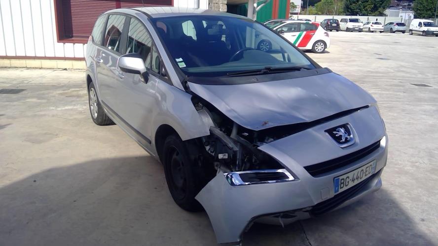 Image Autoradio d'origine - PEUGEOT 5008 1