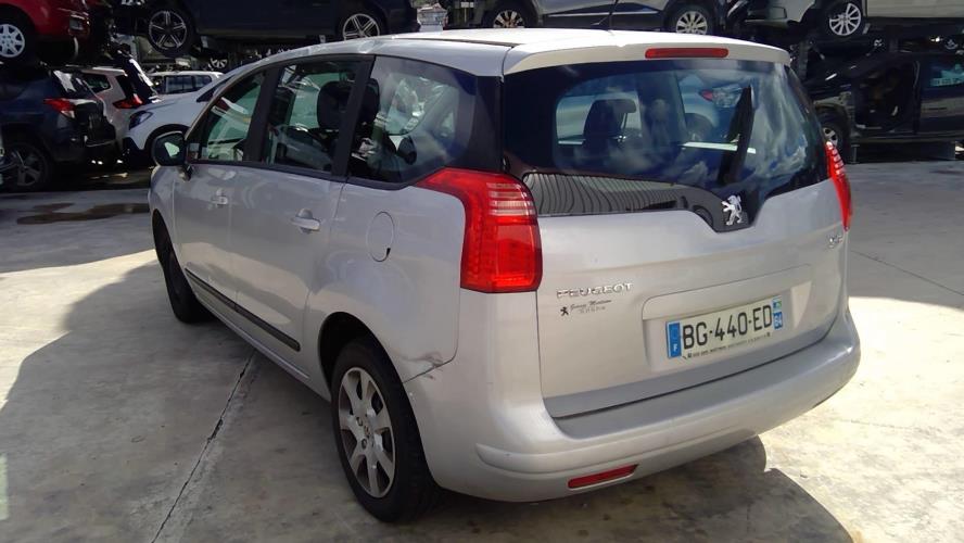 Image Autoradio d'origine - PEUGEOT 5008 1