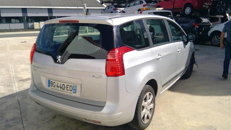 Image Autoradio d'origine - PEUGEOT 5008 1