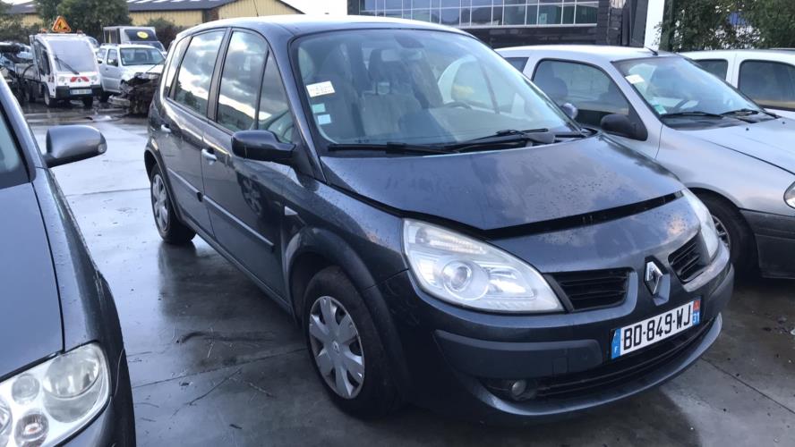 Image Feu arriere principal gauche (feux) - RENAULT SCENIC 2
