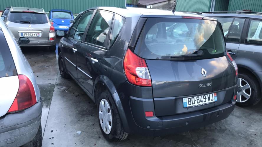 Image Feu arriere principal gauche (feux) - RENAULT SCENIC 2