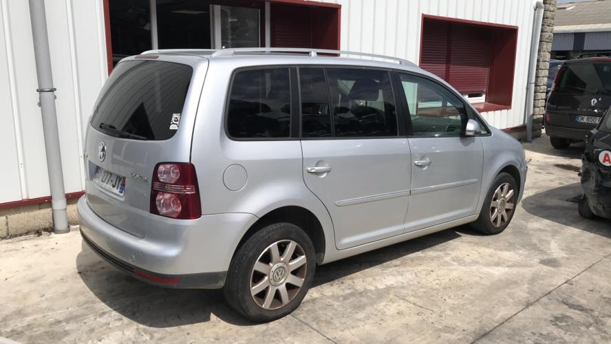 Image Autoradio d'origine - VOLKSWAGEN TOURAN 1