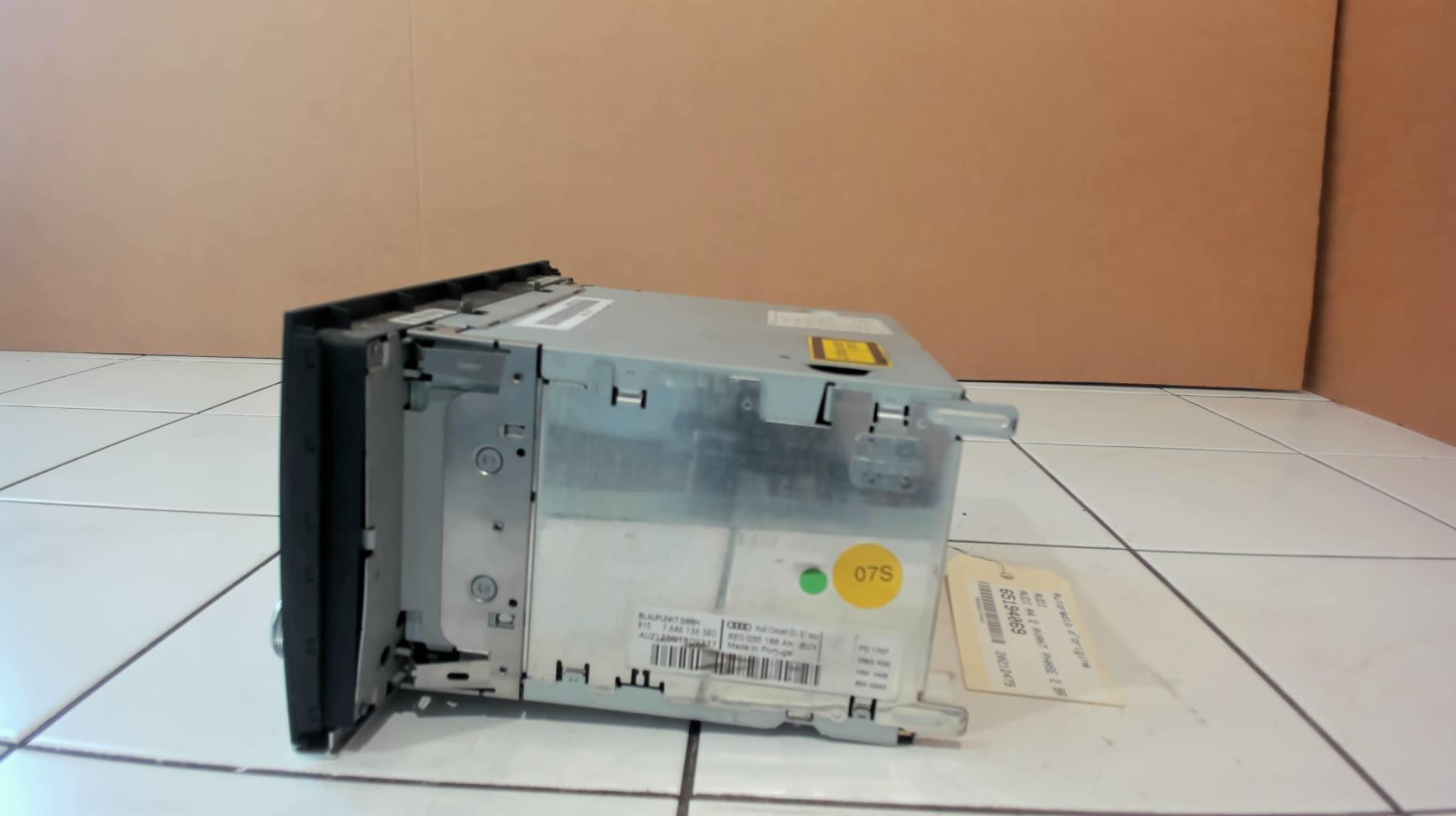 Autorradio original AUDI A4 2 AVANT PHASE 2 BREAK Diésel - 1