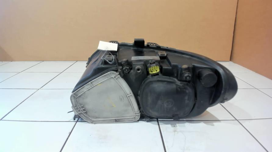 Optique Avant Droit (phare) Pour CHRYSLER VOYAGER - Pièce D'occasion Garantie 24 Mois