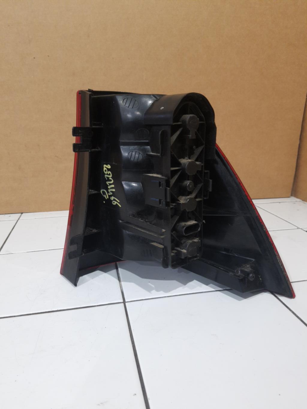 Fanale posteriore principale sinistro (luci) MERCEDES CLASSE M 163 PHASE 1 Diésel - 1
