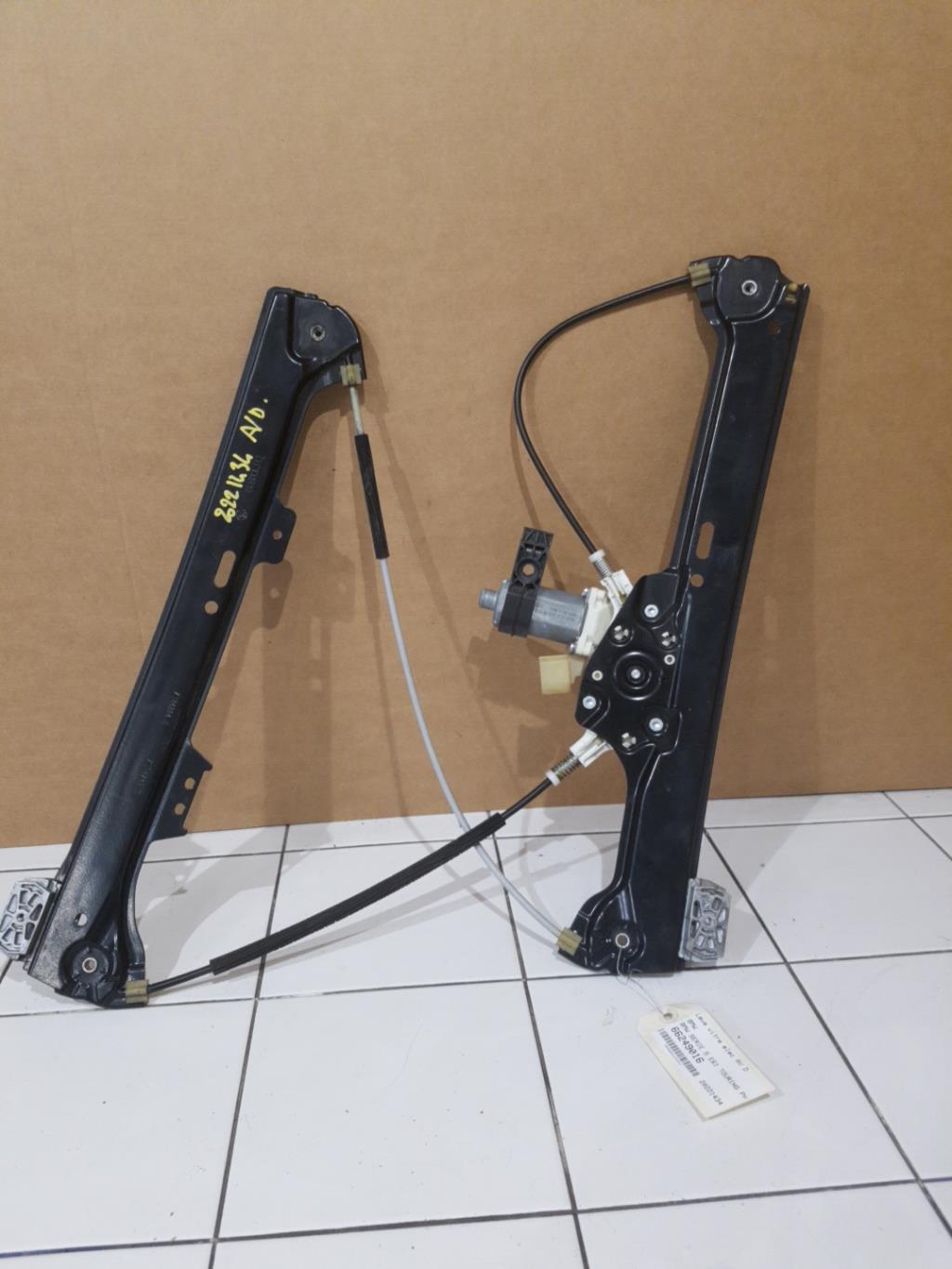 Alzacristalli elettrico anteriore destro BMW SERIE 5 E61 TOURING PHASE 2 BREAK Diésel - 1