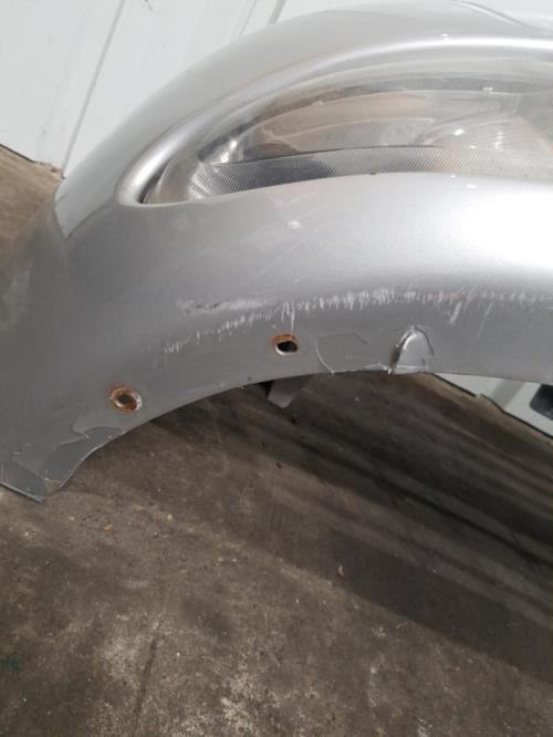 Image Pare choc avant - CHRYSLER VOYAGER 4