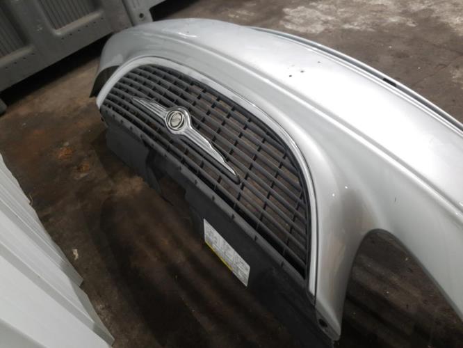 Image Pare choc avant - CHRYSLER VOYAGER 4