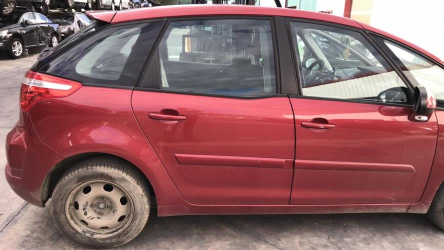 Image Pare choc arriere - CITROEN C4 PICASSO 1