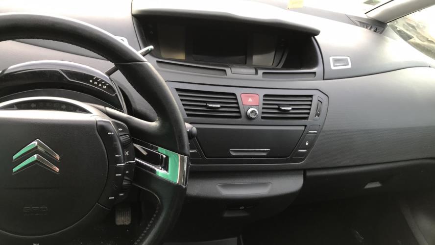 Image Pare choc arriere - CITROEN C4 PICASSO 1