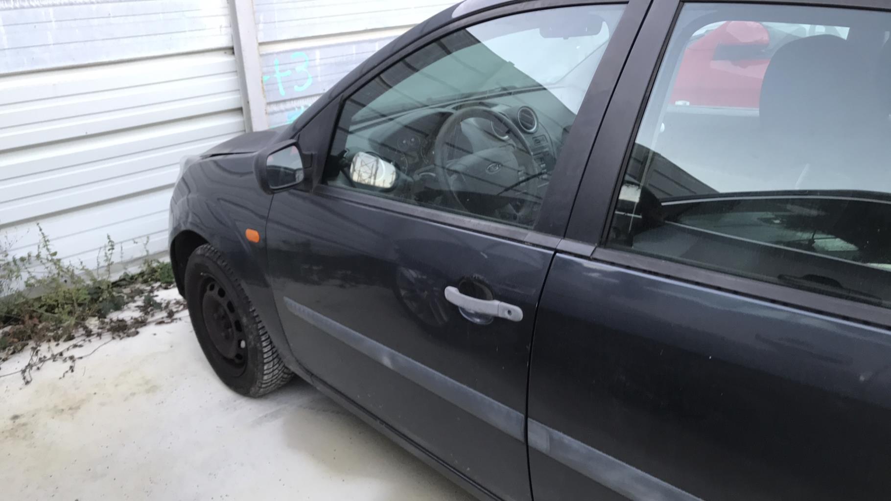 Image FORD FIESTA 5