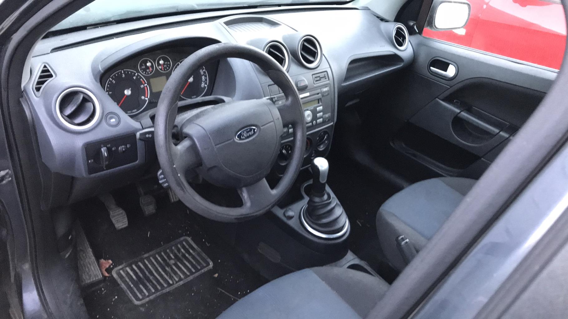 Image FORD FIESTA 5