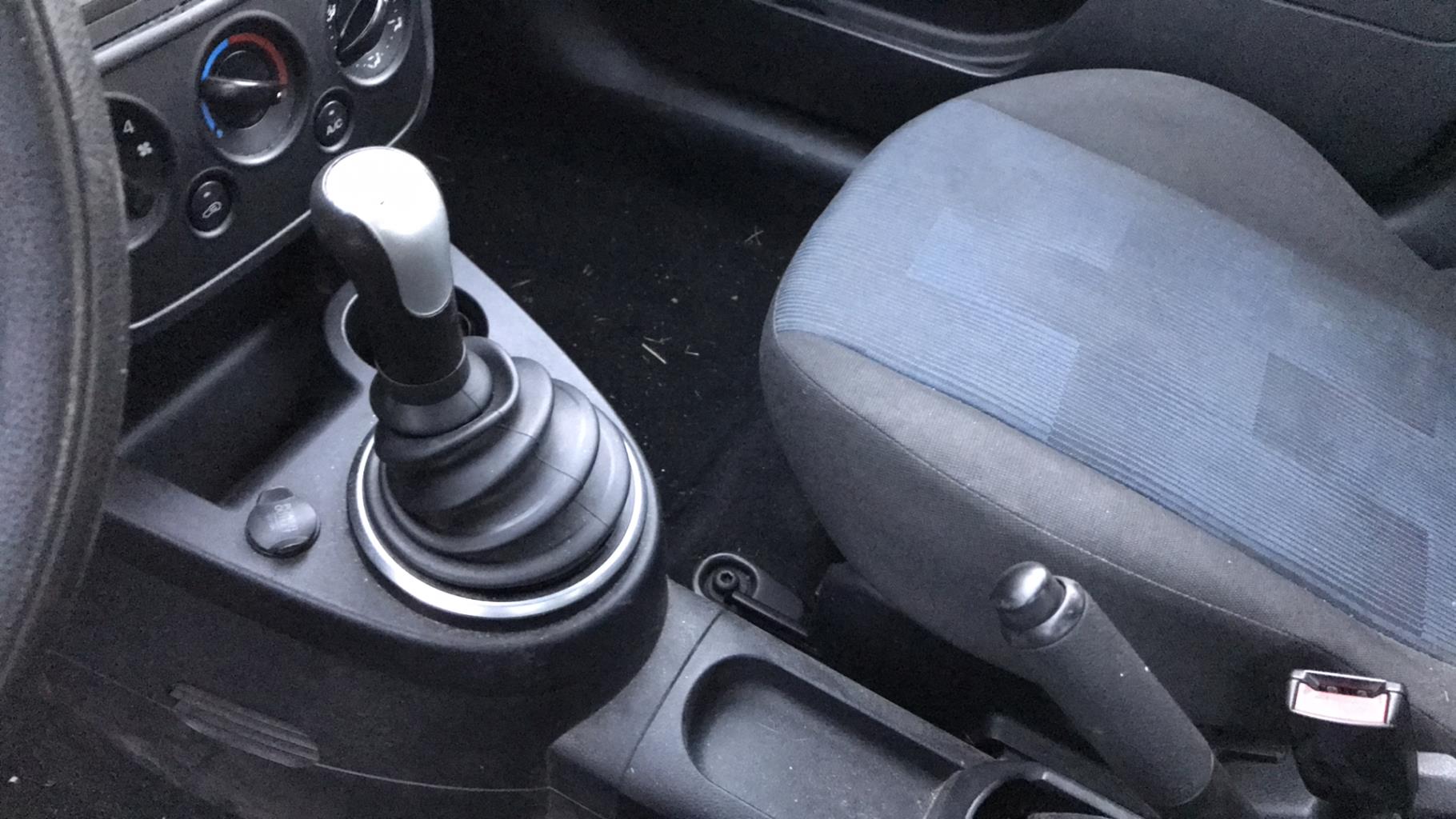 Image FORD FIESTA 5