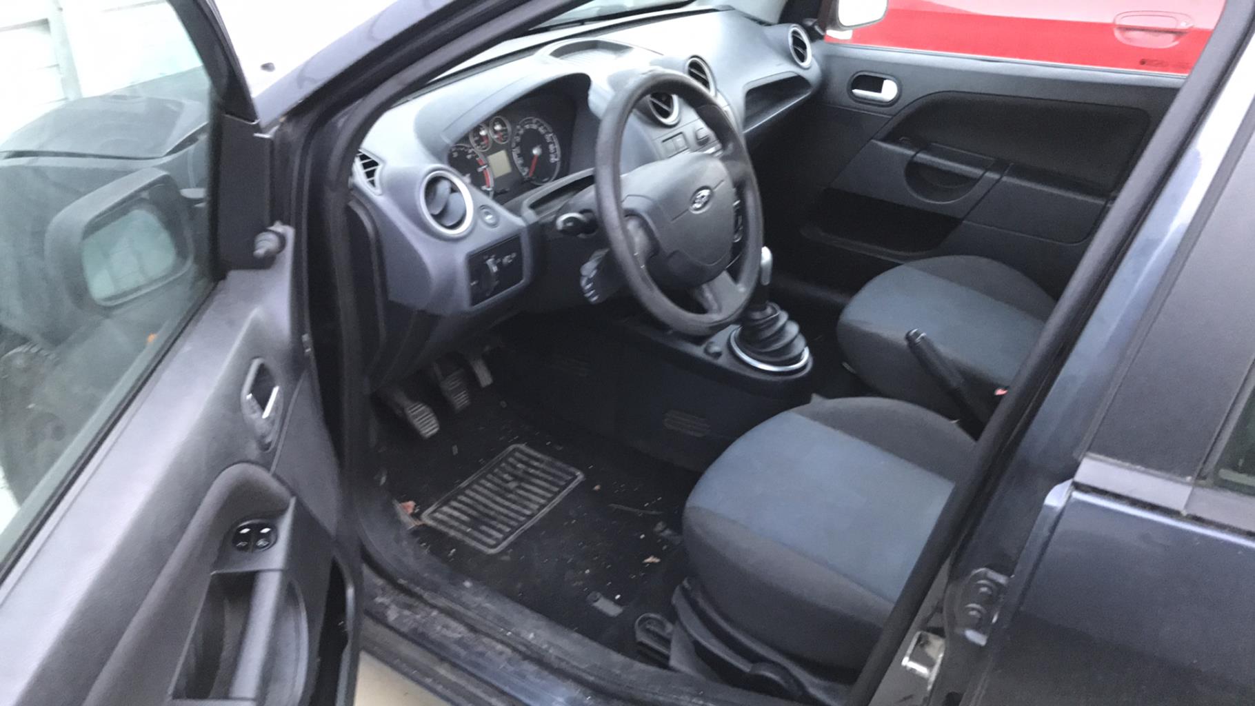 Image FORD FIESTA 5