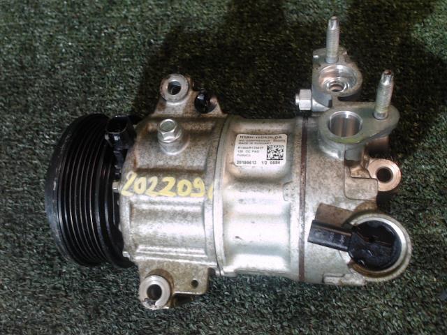 Compresseur clim FORD FIESTA 7 PHASE 1 Essence - 1