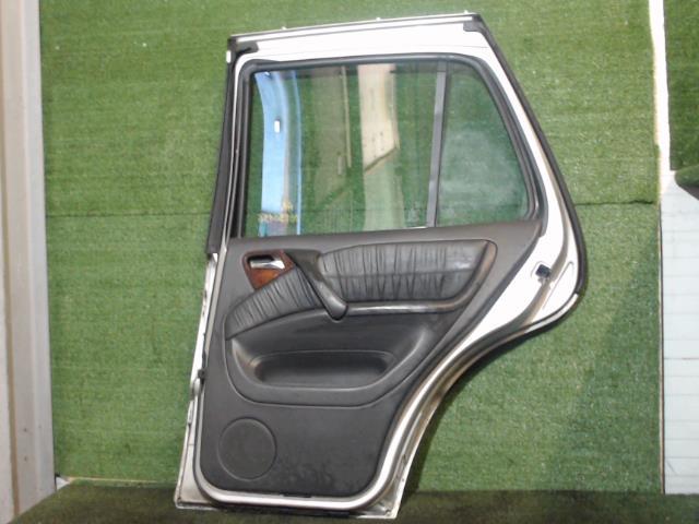 Portiera posteriore destra MERCEDES CLASSE M 163 PHASE 2 Gasolina - 1