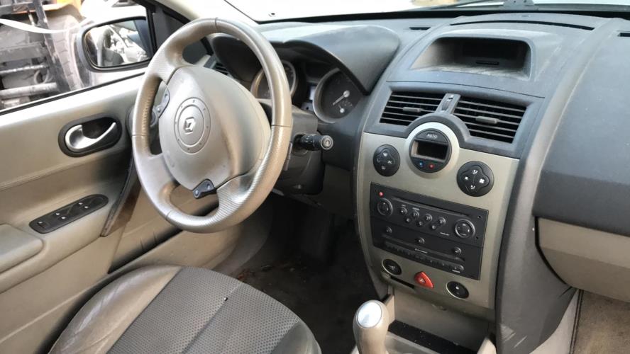 Image Porte avant droit - RENAULT MEGANE 2