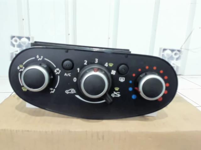 Commande chauffage DACIA SANDERO 2 PHASE 2 Diesel - 1
