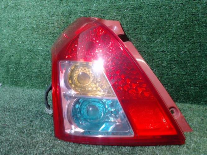 Image Feu arriere principal gauche (feux) - SUZUKI SWIFT 3