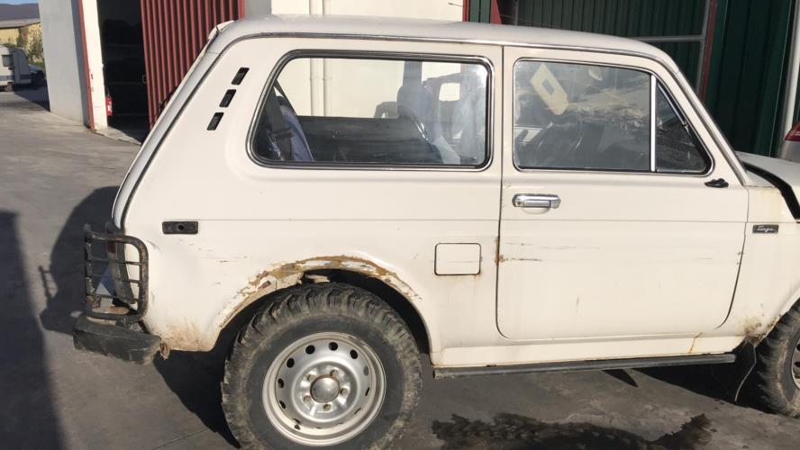 Image Boite de transfert - LADA NIVA