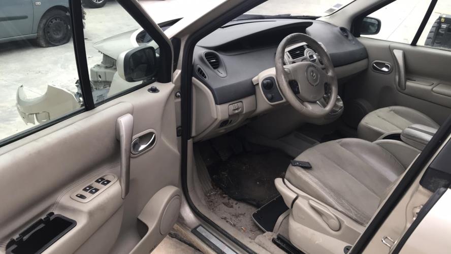 Image Porte avant gauche - RENAULT SCENIC 2