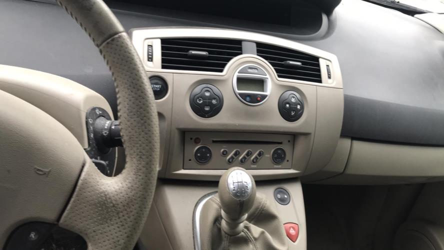 Image Porte avant gauche - RENAULT SCENIC 2