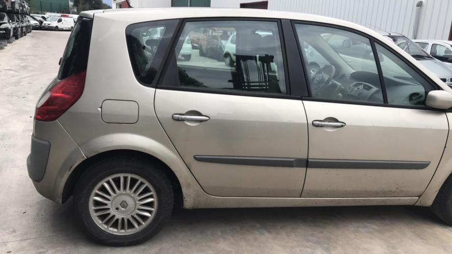 Image Porte avant gauche - RENAULT SCENIC 2