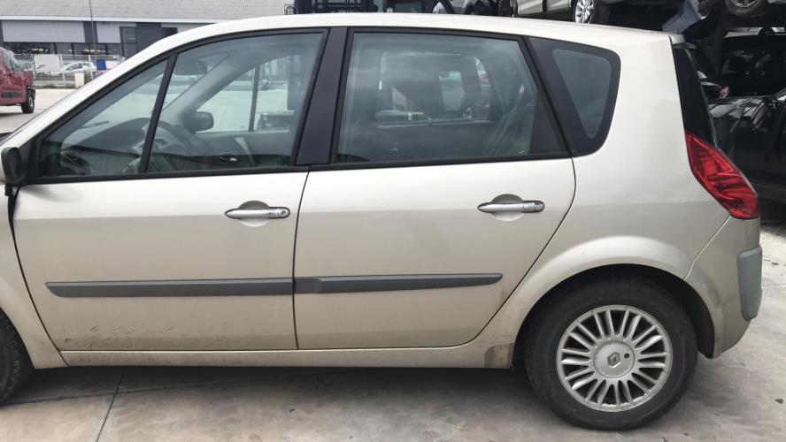Image Porte avant gauche - RENAULT SCENIC 2