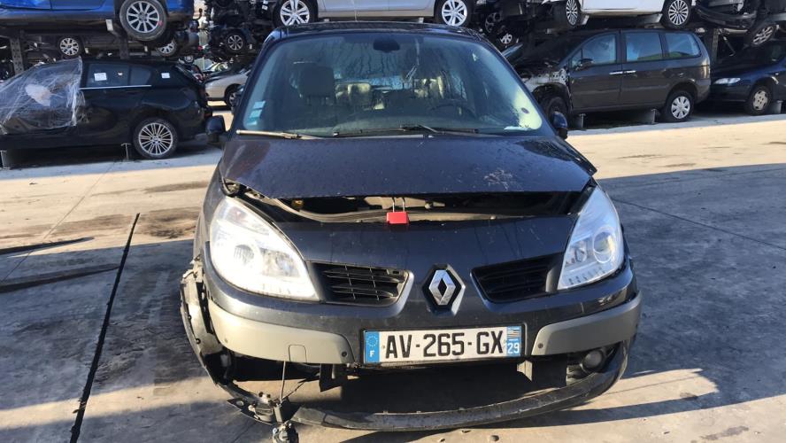 Image Attelage (boule de remorquage) - RENAULT SCENIC 2