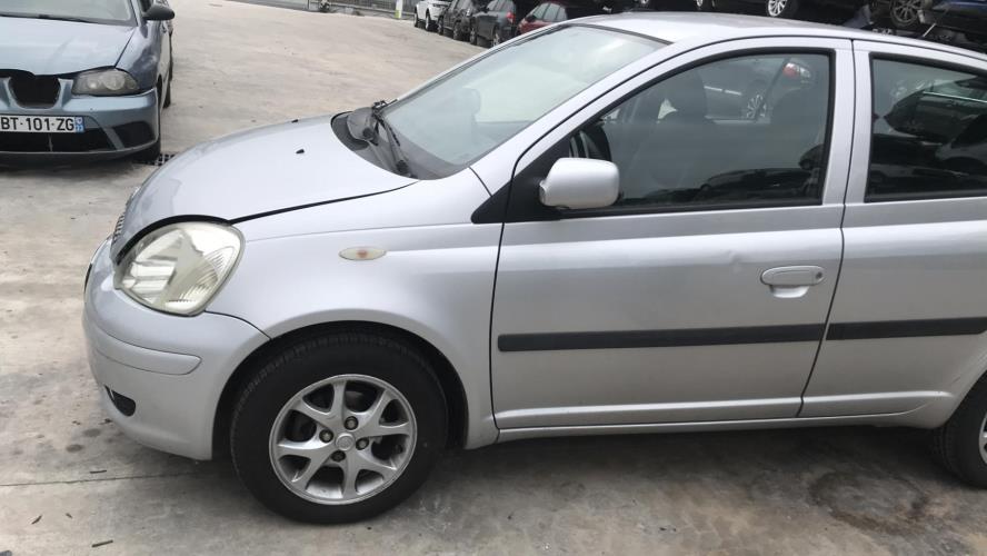 Image Capot - TOYOTA YARIS 1