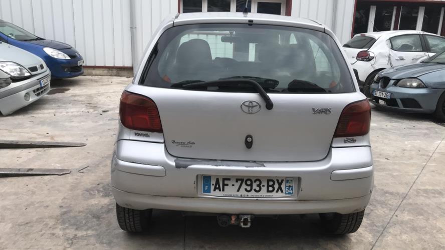 Image Capot - TOYOTA YARIS 1